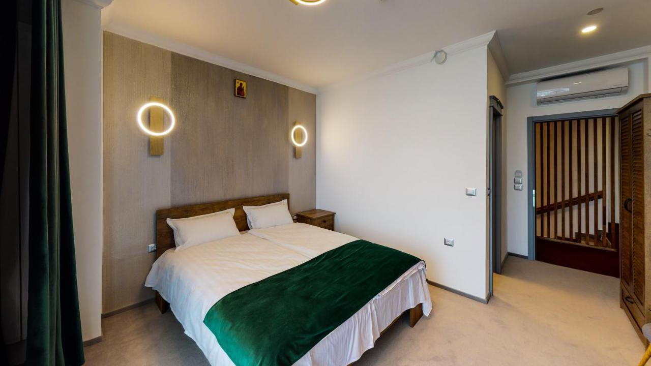 Hotel Angel Sofia Falticeni Ngoại thất bức ảnh