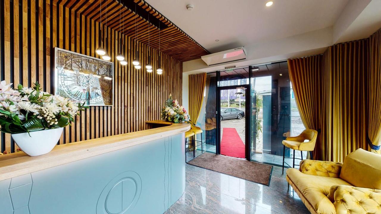 Hotel Angel Sofia Falticeni Ngoại thất bức ảnh